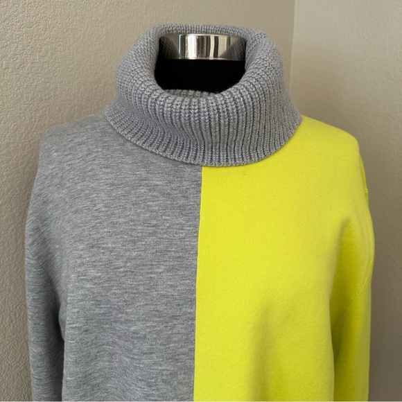 Alice + Olivia Spencer Colorblock Turtleneck Sweater Heather Grey/Sunny Lime - Picture 5 of 14